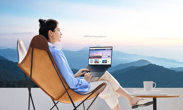 ASUS Zenbook S 13 OLED (UX5304)  – fă cunoștință cu cel mai subțire laptop ultraportabil