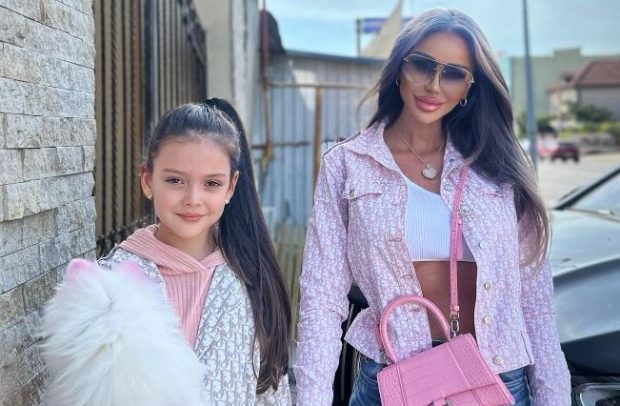 Bianca Drăgușanu, dezvăluiri despre fiica ei: „Sunt o mamă foarte dedicată. Îmi cresc sută la sută singură copilul”