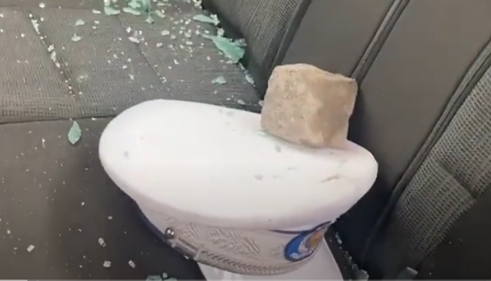 Un echipaj al Poliției Locale Sector 4, atacat cu pietre la Pasajul Unirii. Agresorul a fost reținut în Centrul Vechi