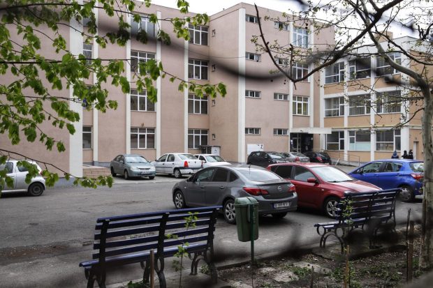 Elevul de la liceul Ion Creangă din București care a înjunghiat o profesoară rămâne în arest. Curtea de Apel i-a respins contestația