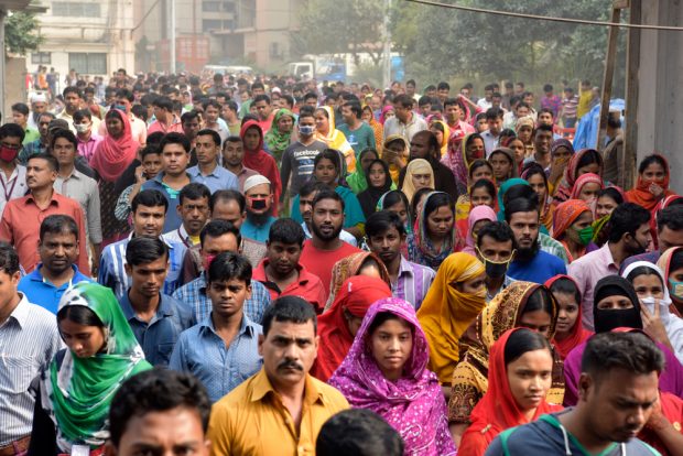 Cum se numesc locuitorii din Bangladesh?