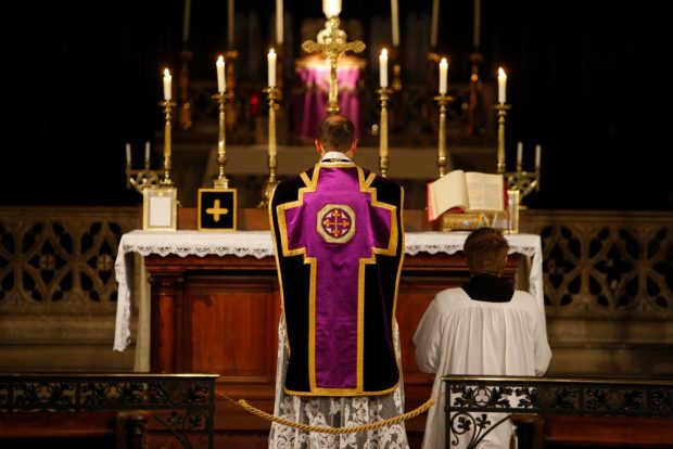 Care sunt diferenţele dintre ortodoxism şi catolicism