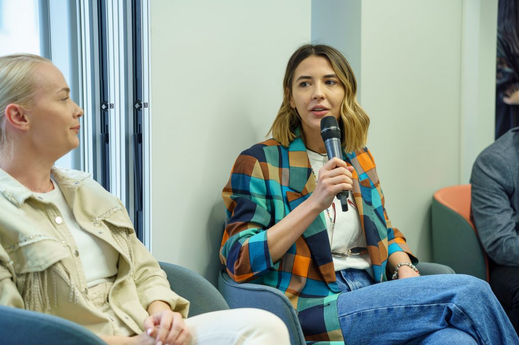 Trei ponturi de inteligență financiară de la Flavia Andrei, antreprenoare: fă-ți un plan cu obiective clare, învață tendințele, investește