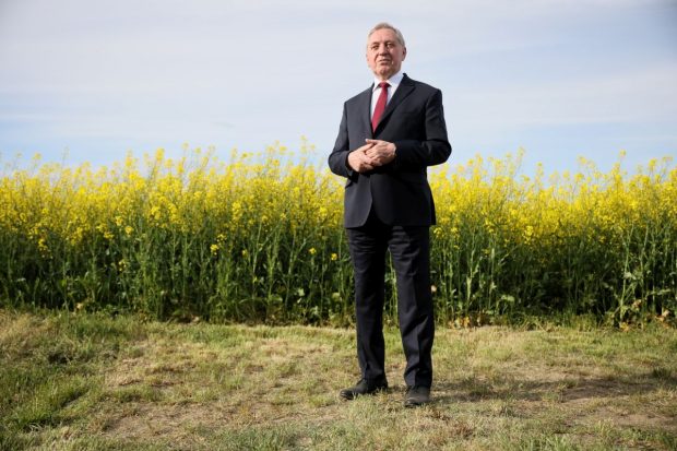 Ministrul polonez al agriculturii demisionează, pe fondul furiei agricultorilor locali în scandalul cerealelor ucrainene