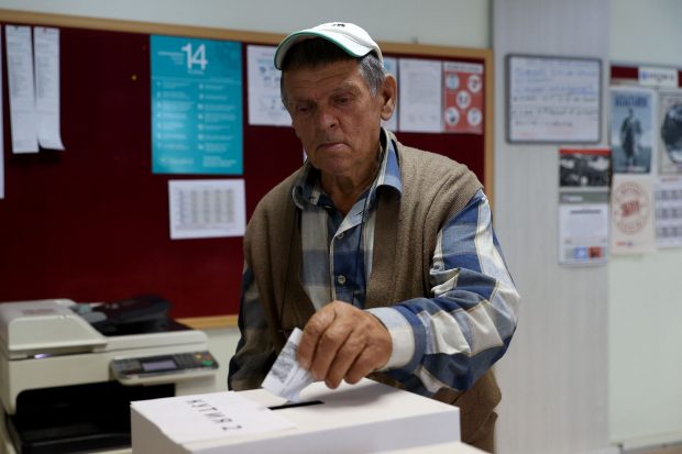 Alegerile parlamentare din Bulgaria, un test și pentru România: cât va lua partidul antieuropean și rusofil? Prezență scăzută la vot