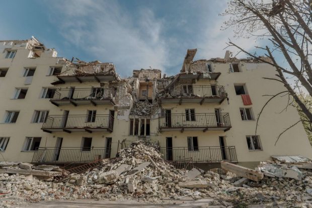 LIVETEXT Război în Ucraina, ziua 431 | Orașul ocupat Nova Kahovka, sub „bombardamente intense”