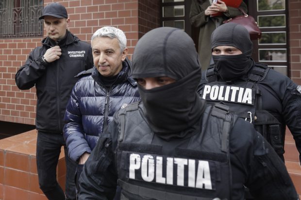 Procurorii cer arestarea preventivă a lui Dan Diaconescu. Filmările cu actele sexuale cu minore, găsite de polițiști din întâmplare, când investigau alt caz penal