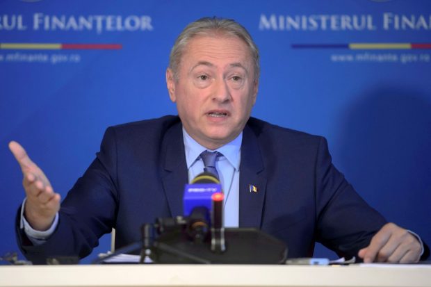 Avertisment pentru românii care au Revolut și vor să eludeze Fiscul: „E o legendă că nu poți să fii urmărit de ANAF”