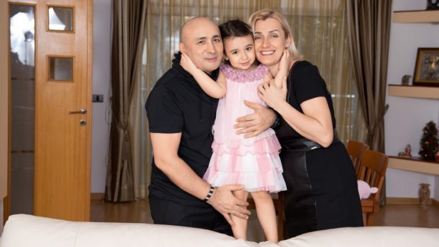 Anunțul făcut de Marcel Pavel după 33 de ani de căsnicie. „Nu am putut să rămân discret. Îmi pare rău, trebuie să spun asta”