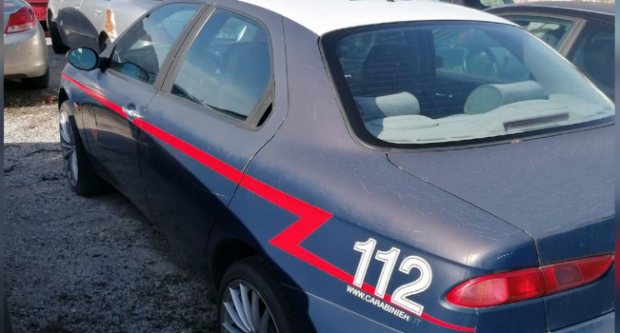 Un cuplu din Austria s-a trezit cu mașina confiscată, în Italia, din cauză că semăna cu a carabinierilor. Cei doi soți au primit și închisoare cu suspendare