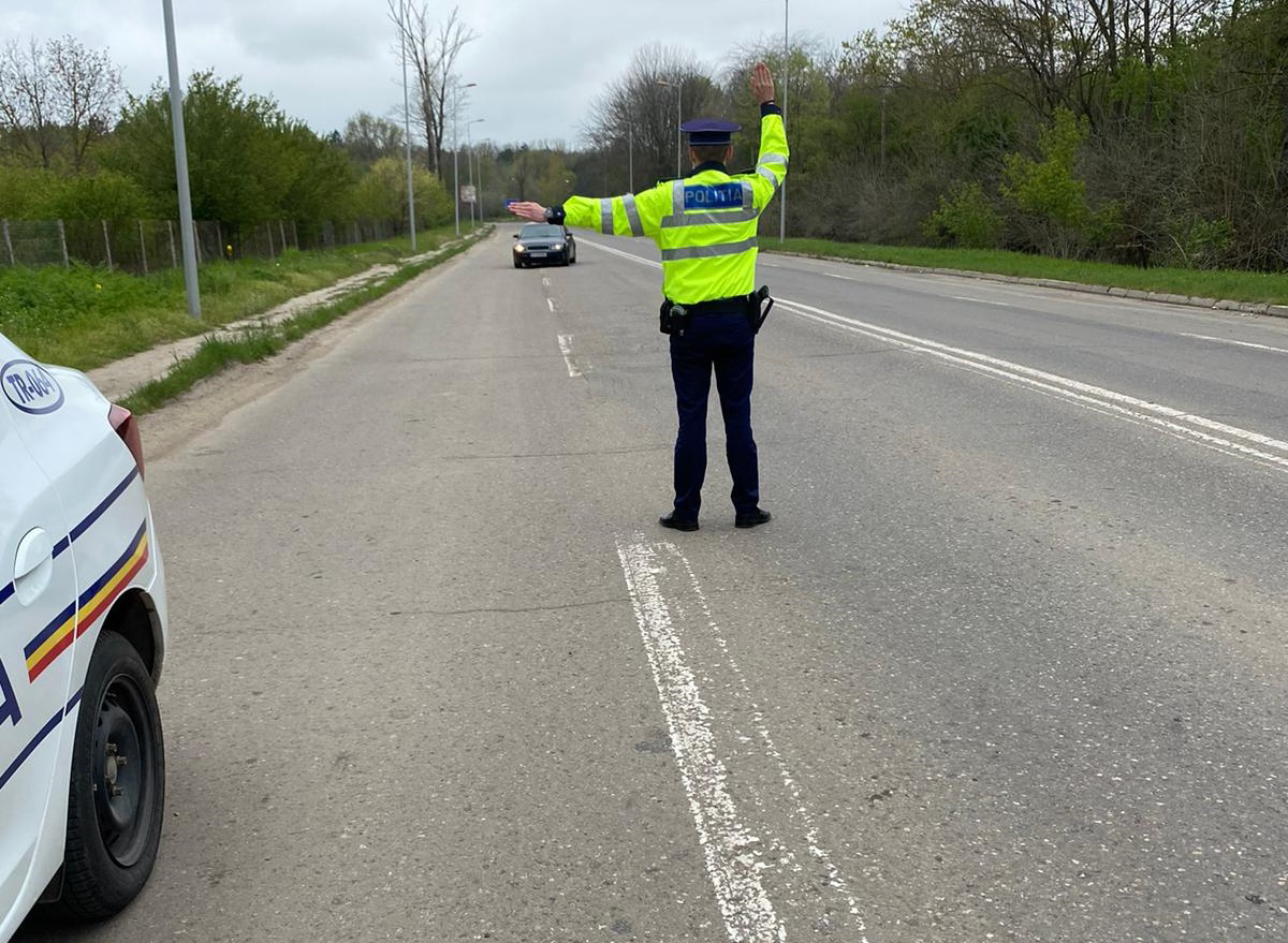 Poliţistul Drogat și Băut Care A Lovit O Femeie Cu Mașina La Caracal, Cercetat Disciplinar Poliţistul Drogat și Băut Care A Lovit O Femeie Cu Mașina La Caracal, Cercetat Disciplinar