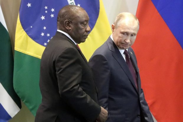 Răspunsul Kremlinului când a fost întrebat dacă Vladimir Putin, vizat de mandatul de arestare emis de CPI, va merge la conferința BRICS din Africa de Sud
