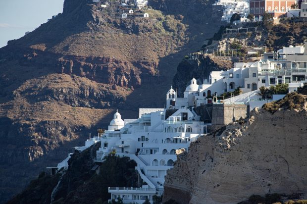 Insula din Grecia amenințată permanent de o erupție vulcanică devastatoare. „Este doar o problemă de timp”