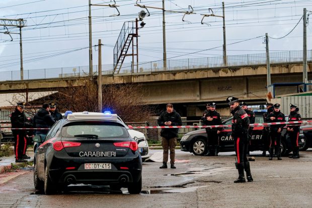 Membri ai mafiei napoletane au oferit despăgubiri familiei unui tânăr pe care l-au ucis „din greșeală” în urmă cu 23 de ani