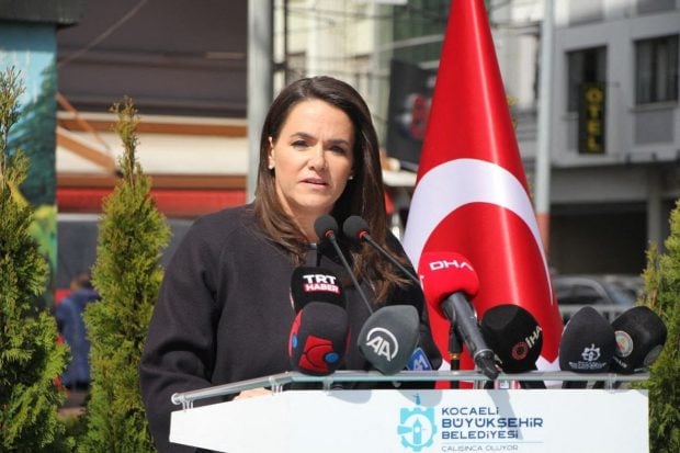 Katalin Novák, președinta Ungariei, huiduită de un grup de protestatari la Carei. „Ceva este etern: Transilvania, pământ românesc!”