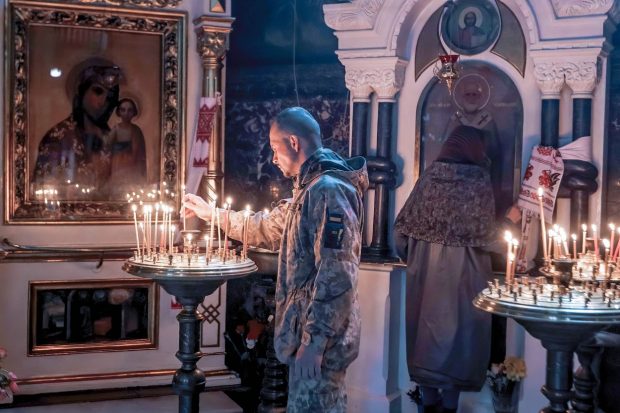 LIVETEXT Război în Ucraina, ziua 417 | Ucrainenii sărbătoresc al doilea Paște sub legea marțială, avertizați că „inamicul poate ataca oricând”