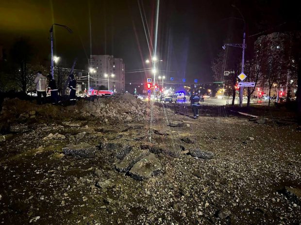 Crater uriaș în centrul orașului rus Belgorod, aflat în apropiere de granița cu Ucraina, în urma unei explozii