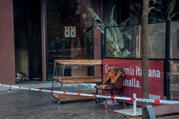 Doi morți și mai mulți răniți, într-un incendiu provocat de o pizza flambată la un restaurant din Madrid