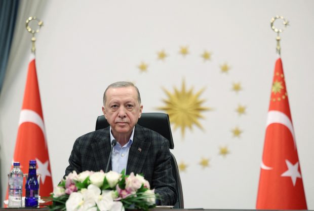 Gastroenterita îl obligă în continuare pe Erdogan să își întrerupă aparițiile electorale