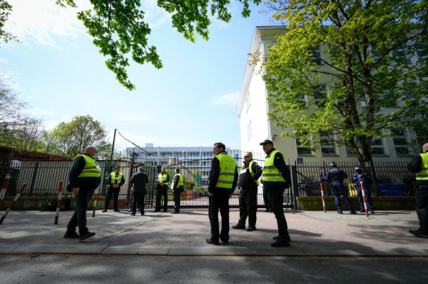 Reacția Rusiei după ce Polonia a confiscat clădirea liceului rus din Varşovia: „Pasul este atât de obraznic încât nu va rămâne fără o reacţie”