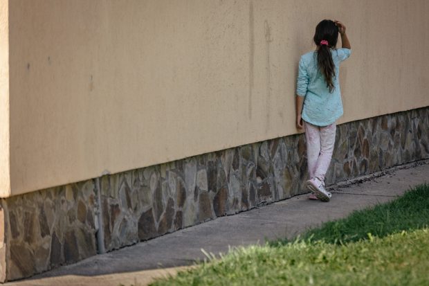 Sindicatele din educație vor ca elevii să fie ținuți în detenție la școală sau să facă muncă în folosul comunității. „Sună a un fel de Fenomenul Pitești”