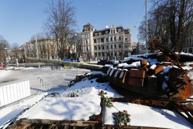 LIVETEXT Război în Ucraina, ziua 420 | Rușii rămân fără echipamente de luptă. Tancuri din 1948, trimise pe frontul din Ucraina