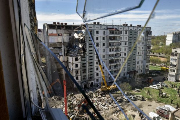 Televiziunea de stat din Rusia a difuzat imagini cu bombardarea blocului din Uman și a spus că este atacul Ucrainei asupra Donbasului