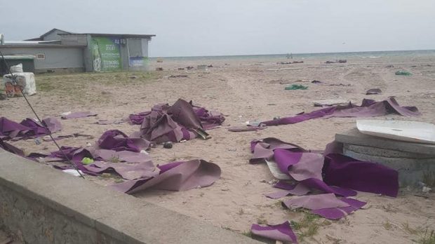Amenzi de 20.000 de lei pentru organizatorii festivalului Beach Please de la Costinești. La 2 săptămâni de la eveniment, plaja era plină de gunoi