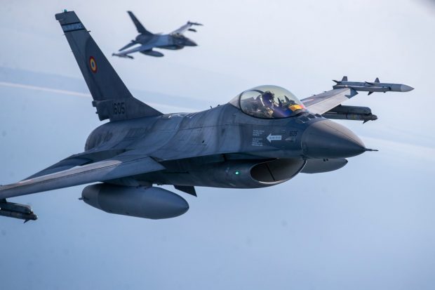 LIVETEXT Război în Ucraina, ziua 454 | Piloții ucraineni au început pregătirea pe avioane F-16