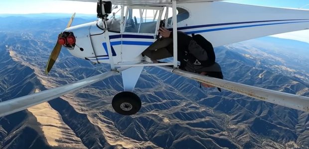 Un american a prăbușit intenționat un avion pentru a strânge vizualizări pe Youtube. Acum, riscă 20 de ani de pușcărie