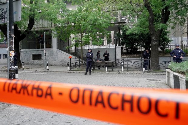 Un școlar a scos un pistol de plastic la oră și a speriat colegii, în Belgrad, la o zi după ce un elev a ucis opt colegi în capitala Serbiei