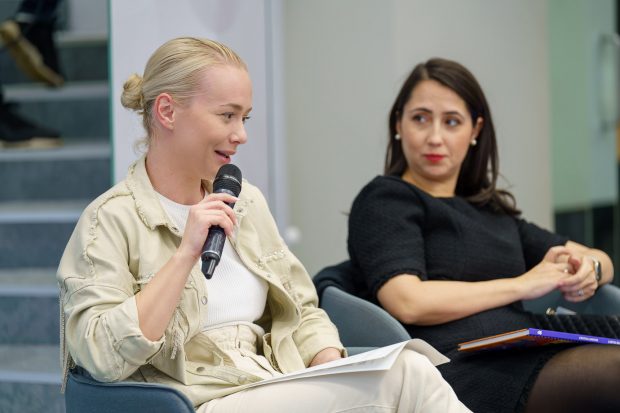 Trei îndemnuri de la Cătălina Buliga, economistă, pentru un viitor financiar stabil: alegeri pe termen lung, decizii echilibrate și deschidere la schimbări