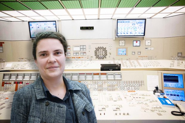 EXCLUSIV. O româncă a ajuns în comisia nucleară a Statelor Unite. Am vizitat-o pe Raluca Scarlat în California
