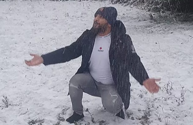 Un hoț român de buzunare, tatăl a șapte copii, a început să plângă la tribunal, după ce a furat 16 telefoane mobile în 9 zile, în Anglia
