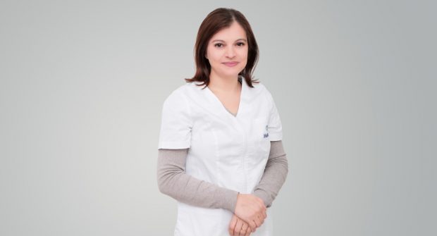 [Medici Buni] Dr. Dede Maria, Hyperclinica MedLife Titan: „Să fii medic de plămâni înseamnă să fii medic de suflet”