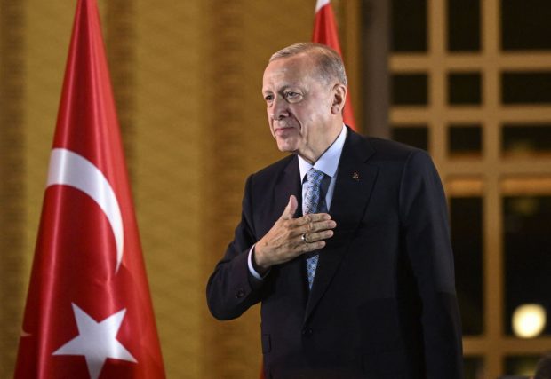 Încă cinci ani cu Erdogan. Ce înseamnă asta pentru Turcia polarizată și suferindă economic, pentru Europa și războiul de lângă noi