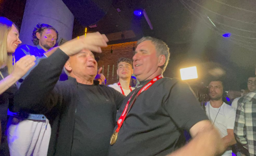 Hagi a fost DJ la petrecerea care a urmat după ce Farul a cucerit titlul în Liga 1