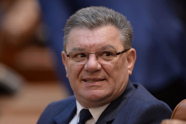 Cine este deputatul Dumitru Coarnă, autorul unui derapaj homofob la adresa parlamentarilor PSD: „Dacă vreți, pot să vă spun lista în direct. Știu că sunteți homosexuali în PSD”