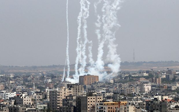 Militanții din Gaza au lansat cel puțin 60 de rachete asupra Israelului, ca răspuns la utlimele bombardamente