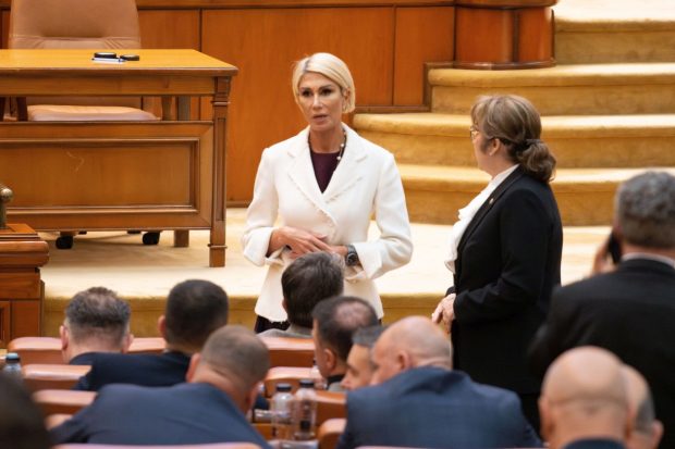 Raluca Turcan, despre negocierile pentru ministere: Dacă UDMR era vital pentru asigurarea majorităţii, spuneam că este literă de lege ce vor ei