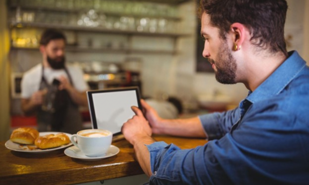 De la comenzi la analize – cum poți îmbunătăți afacerea ta cu un sistem de gestiune pentru restaurant