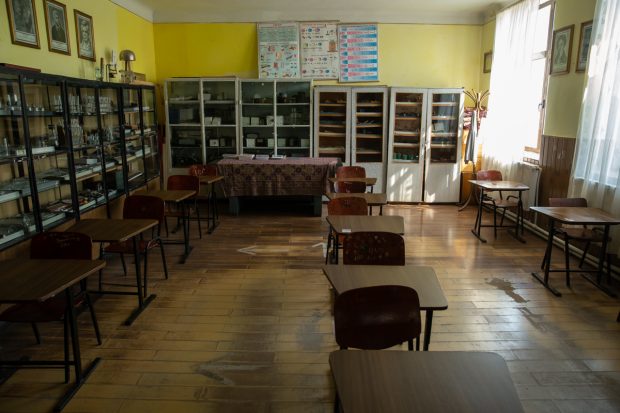 Se duc sau nu copiii la școală luni, în prima zi de grevă generală? Ce răspund sindicatele din învățământ