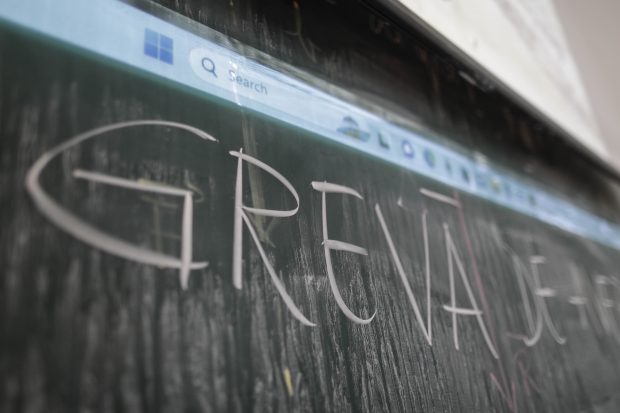 Sindicatele din Educaţie spun că vor onora orice invitaţie a Guvernului la negocieri. „Am făcut tot posibilul să nu ajungem la acest protest extrem”