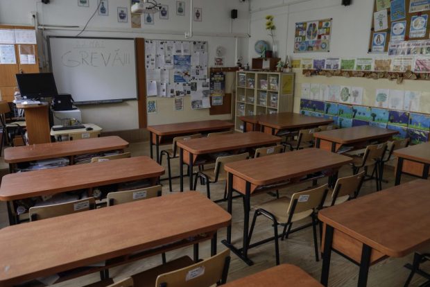 Calendarul înscrierii în clasa pregătitoare, schimbat de greva cadrelor didactice