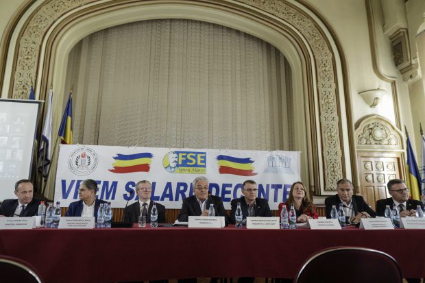 Guvernul a invitat sindicaliștii la noi discuții, după protestul cu mii de participanți. Ciucă și Ciolacu, absenți și azi din echipa de negociere