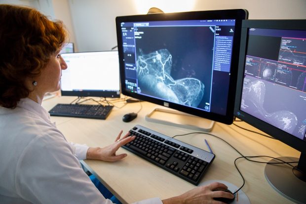 Dr. Brândușa Masoud, Medic Primar Radiologie și Imagistică Medicală: ,,Medicii imagisti sunt, practic, nucleul spitalului, ȋn jurul cărora se conturează celelalte secții”