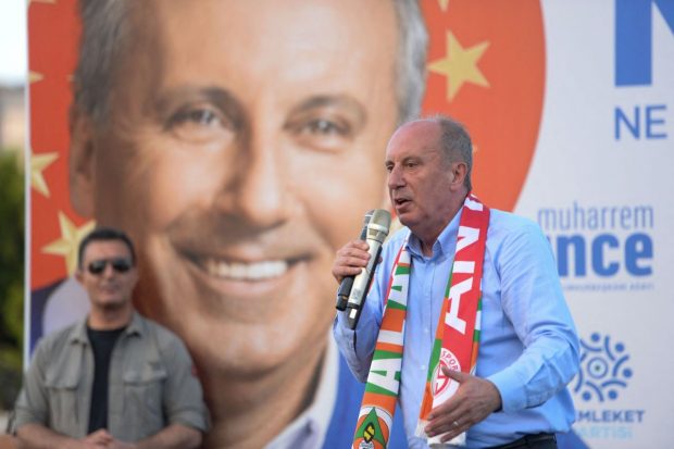 Muharrem Ince, unul dintre candidații la prezidențialele din Turcia, s-a retras din cursa electorală cu trei zile înainte de alegeri