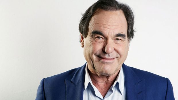 Regizorul american Oliver Stone vine la TIFF.22. Trei dintre filmele sale vor fi proiectate la festival