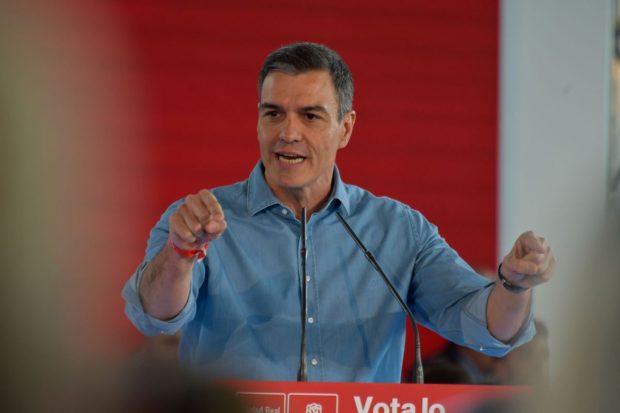 Premierul socialist al Spaniei anunță alegeri parlamentare anticipate în iulie, după înfrângerea din scrutinul local de duminică
