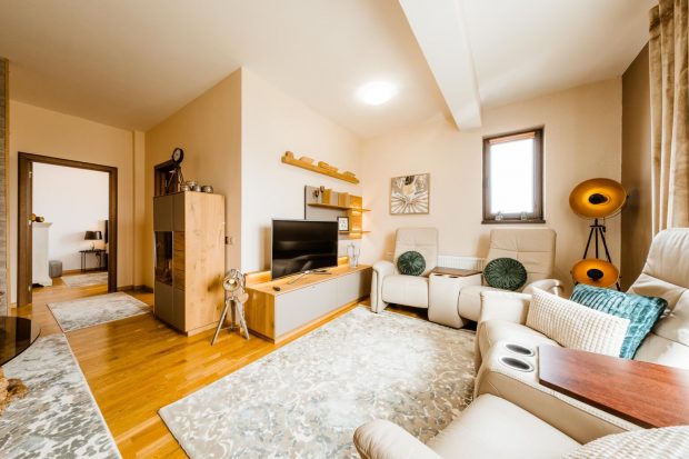 FOTO. „Comoară” pe piața imobiliară clujeană. Penthouse de 3 camere, de peste jumătate de milion de euro. Ce îi justifică prețul